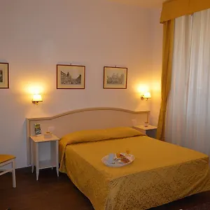hotellátogatás